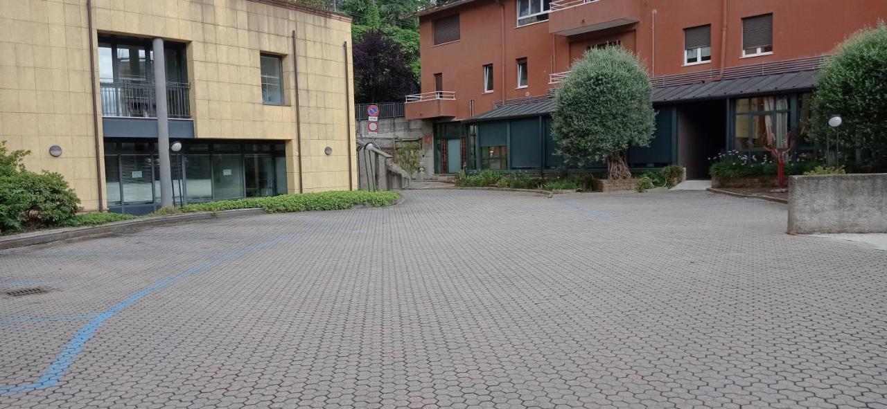 Per Voi-tre Minuti Dal Apartment *